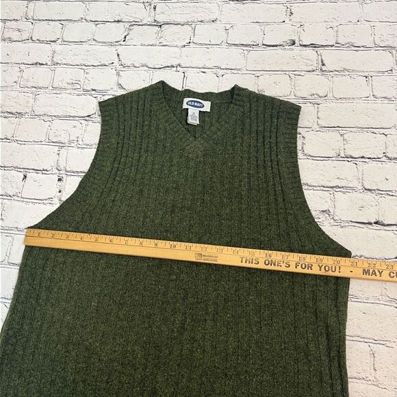 Old Navy 100% Lambswool V Neck Grandpa Sweater Vest Men's Size M Green - Picture 8 of 10